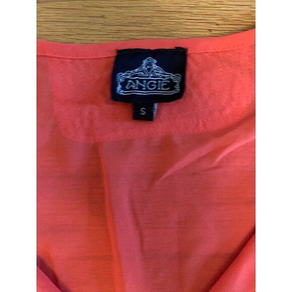 Angie Women's sheer Coral Blouse With Studded Front v-neck & 3/4 Sleeves Small - Picture 5 of 9